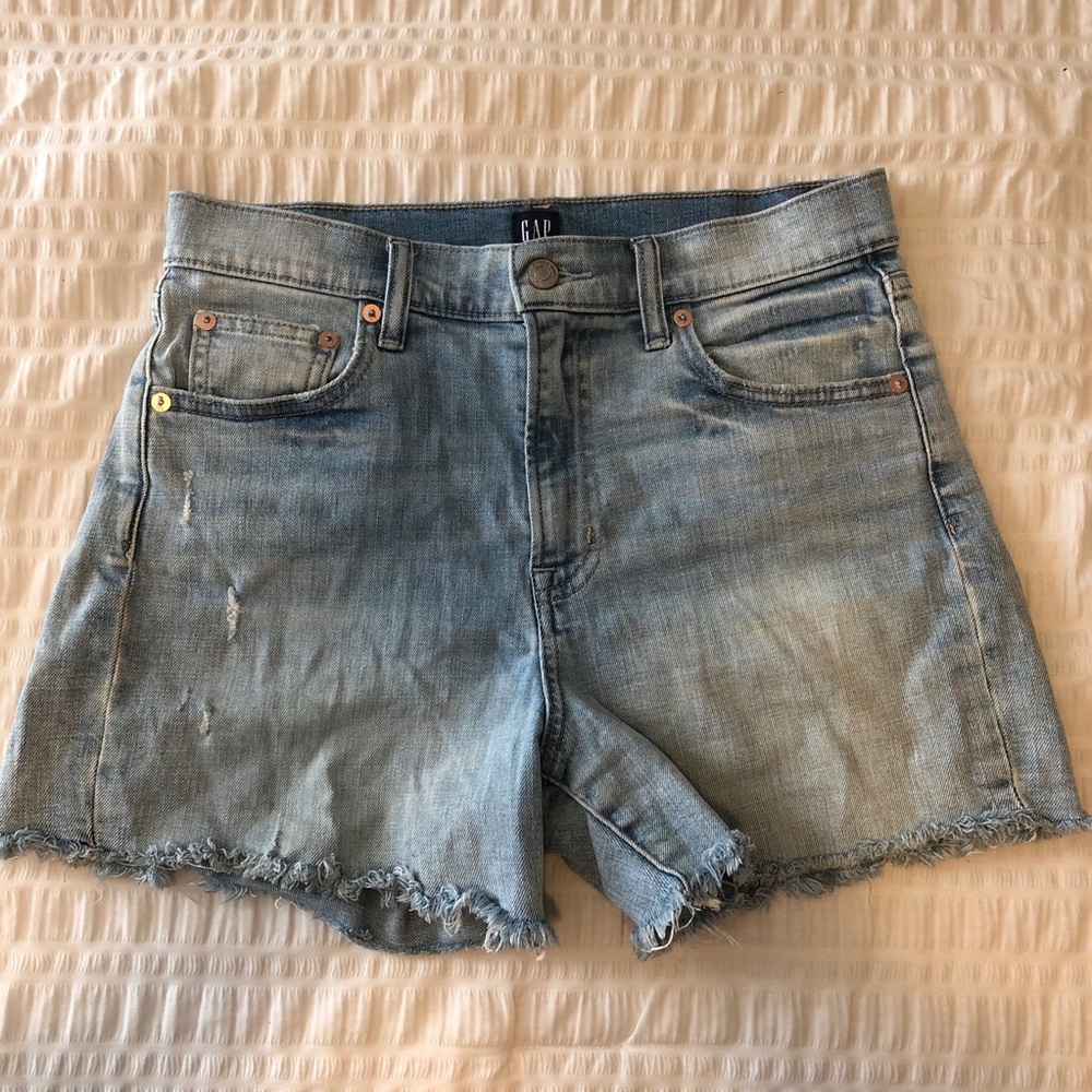 Gap High Rise 4” denim shorts